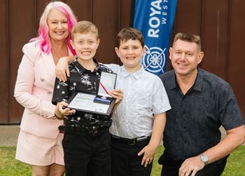 Bravery Award winner Seth Eade with his family