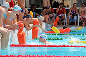 2020 Pool Lifeguard Challenge Manikin tow group