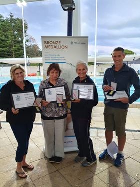 Rene Bailey, Elizabeth Bailiff, Pollyann Huntington and Gregory Smith with their awards