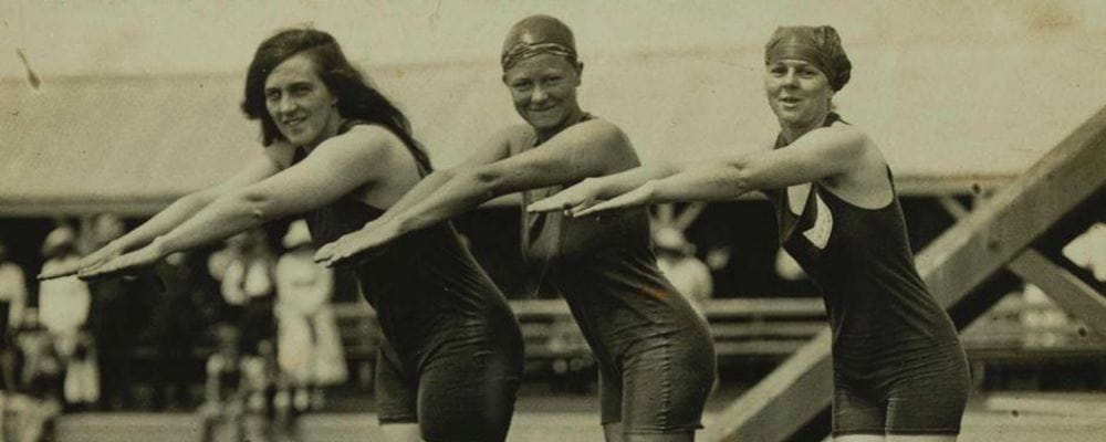 1912 Stockholm Olympics - First ever 100M women's freestyle final - Fanny Durack - Australia (Gold), Minna Wylie - Australia (Silver) and Jenny Feltcher - UK (Bronze)