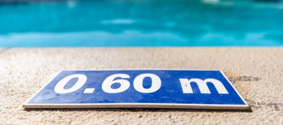 .6 metre pool depth sign